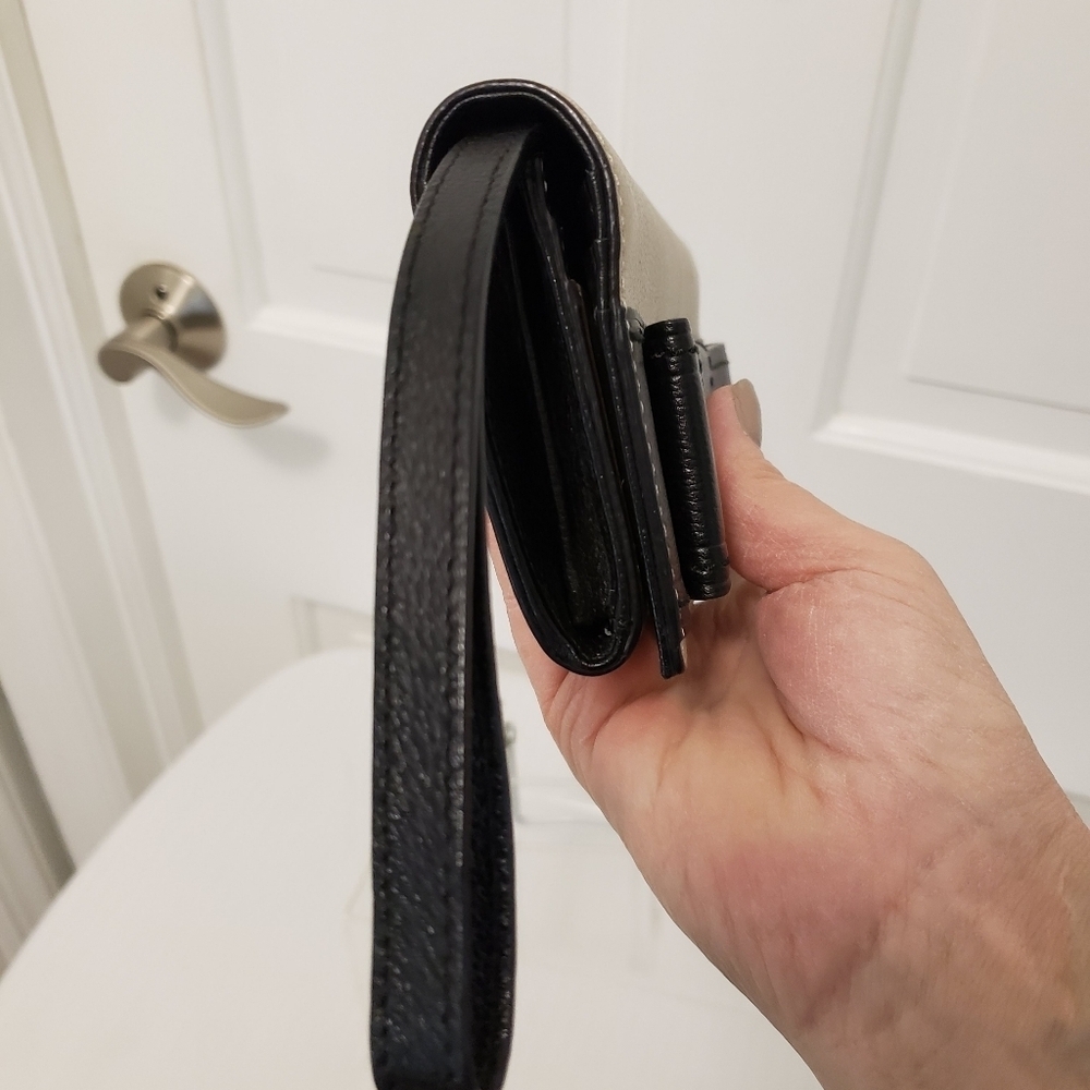 Kate Spade Bi-fold Wallet Wristlet Mara Villabella Avenue Bow Black/Doe - Picture 6 of 9